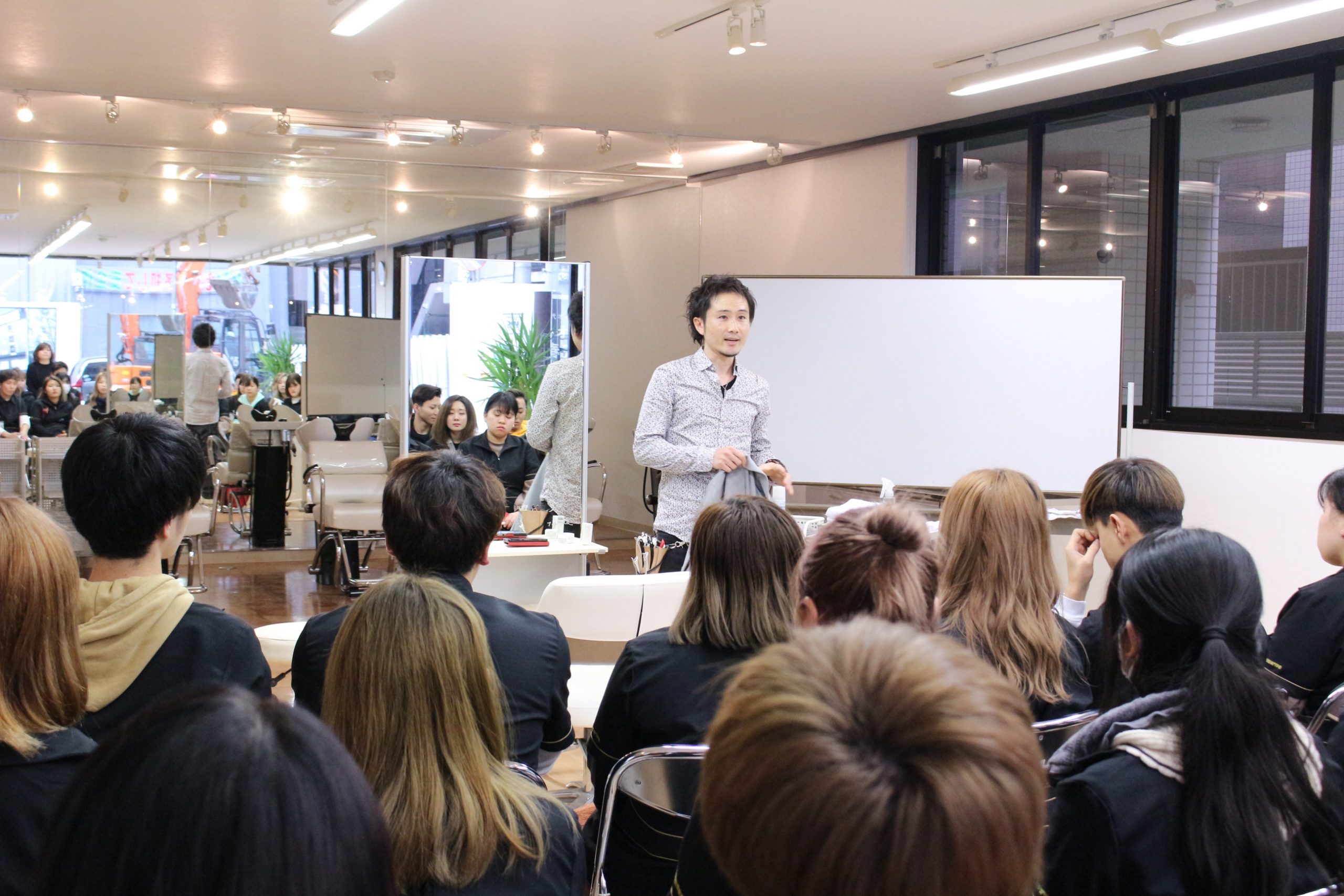 Lecture at Fukuoka Barber Beauty College